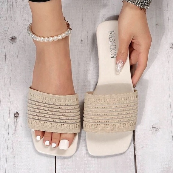 Beige Sandals. Size 7.5 - Picture 3 of 9